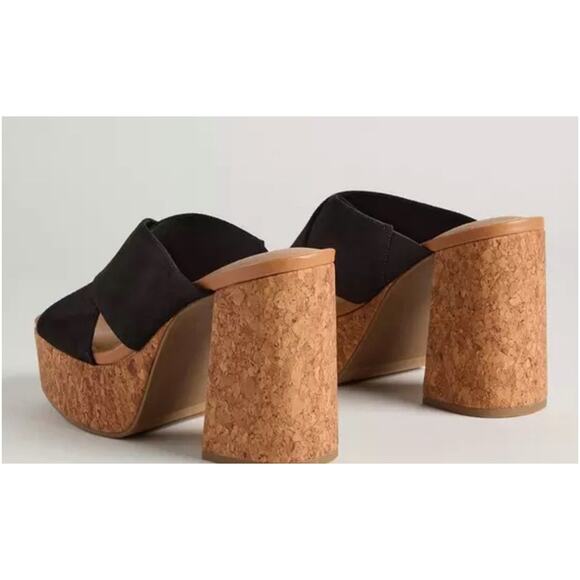 Torrid X-Band Platform chunky Heeled Sandal Size 9WW NWT - Picture 1 of 12